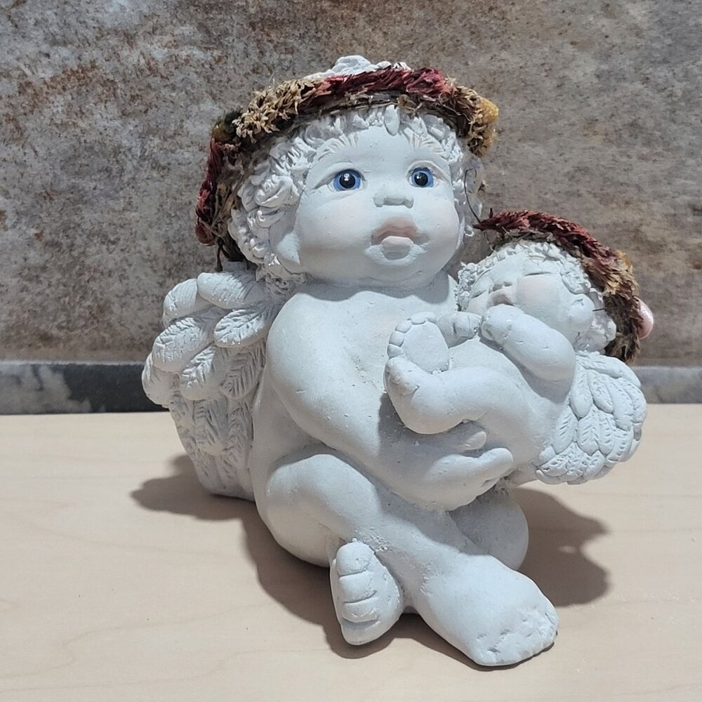 Vintage Dreamsicles Hushaby Baby DC303 Cherub Angel Mexico Kristin 1995
